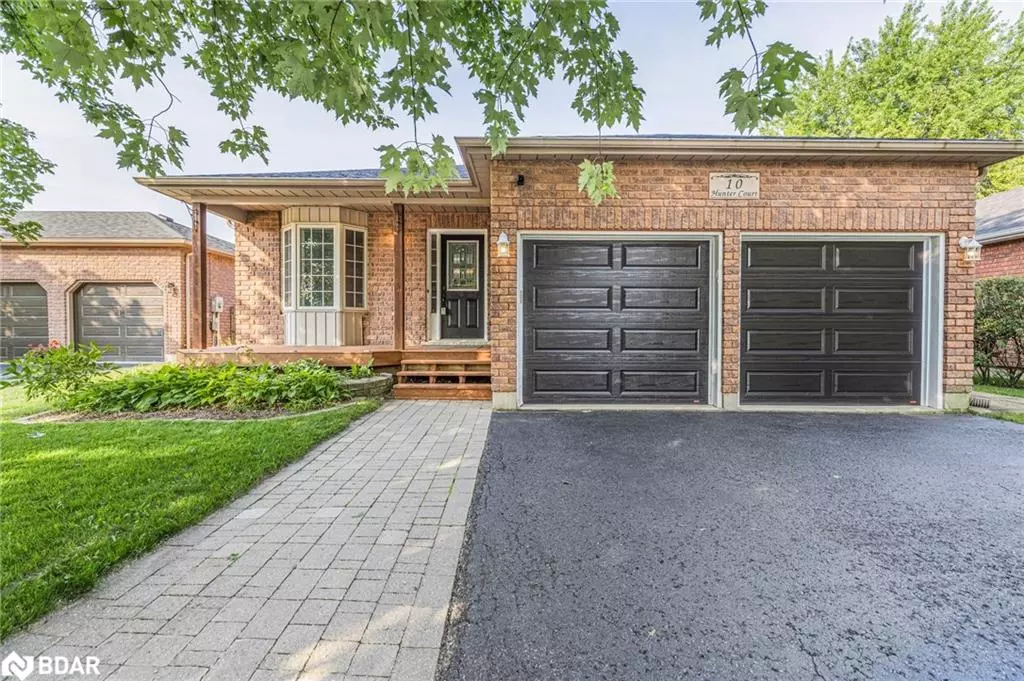 Elmvale, ON L0L 1P0,10 Hunter Court