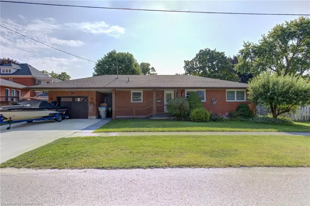 Listowel, ON N4W 2J9,240 Davidson Avenue