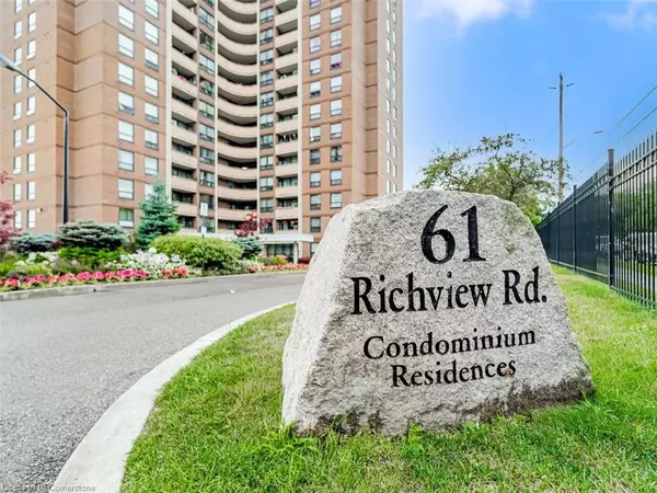 Toronto, ON M9A 4M8,61 Richview Road #1403