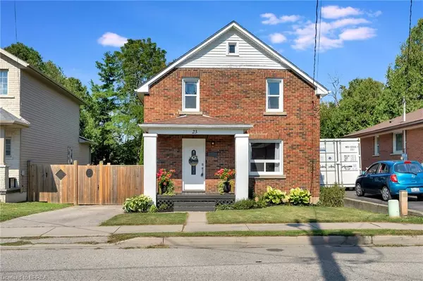 Brantford, ON N3S 1A5,23 Kitchener Avenue