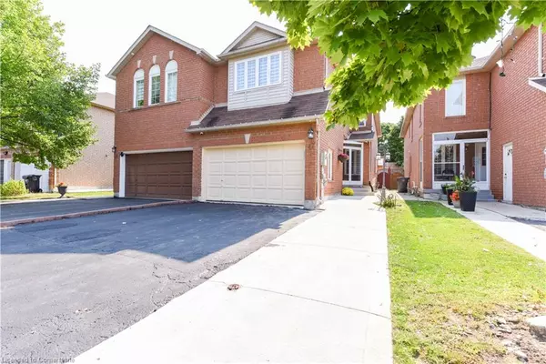 Brampton, ON L6Y 5A4,47 Lauraglen Crescent