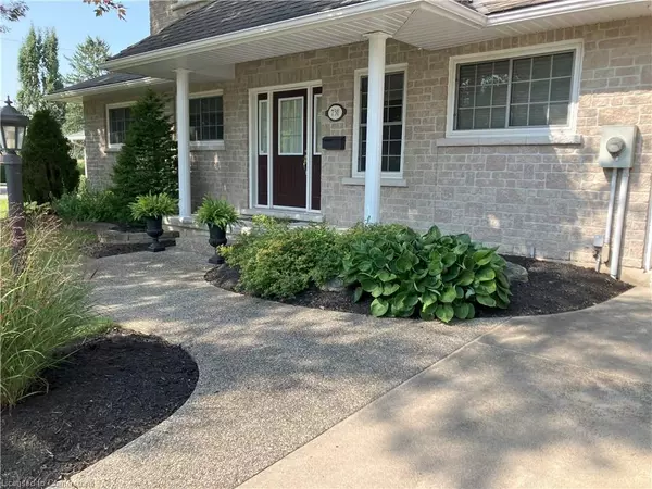 Listowel, ON N4W 3C8,731 Walton Avenue N