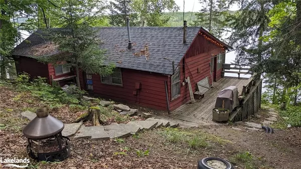 Lake Of Bays, ON P1H 2J6,1071 Wolf Bay Road