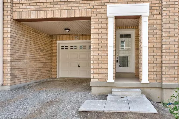 Oakville, ON L6M 0K4,2280 Baronwood Drive #92