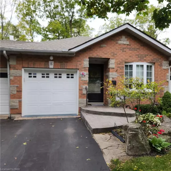 16 Kinsman Court,  Fonthill,  ON L0S 1E3