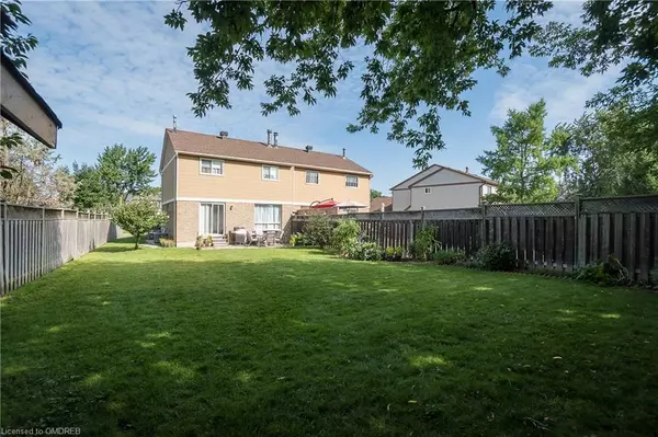 Milton, ON L9T 4A8,635 Beaver Court