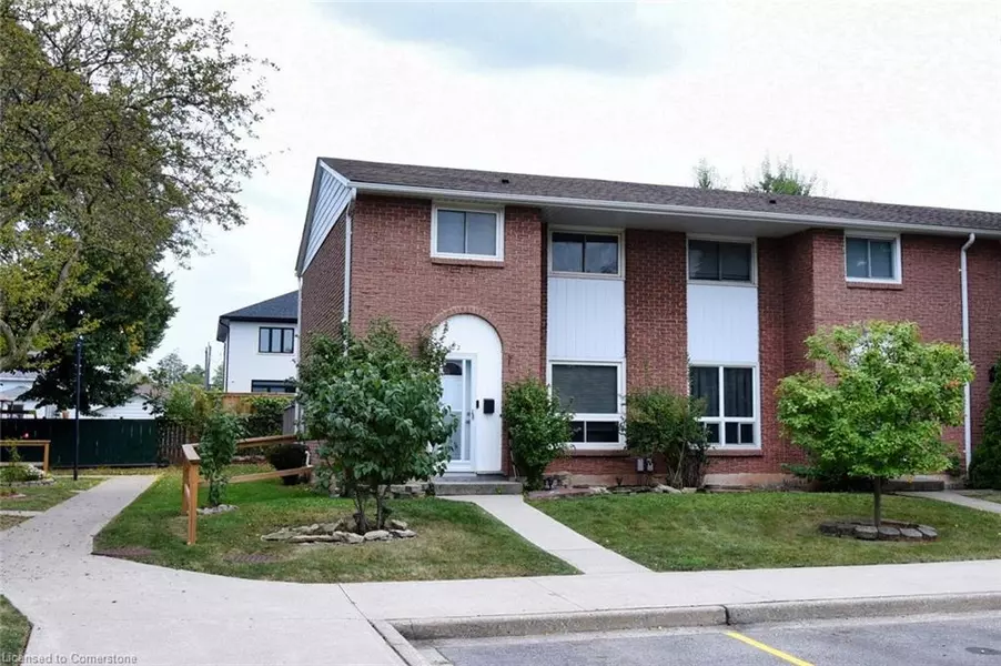 150 Gateshead Crescent #122, Stoney Creek, ON L8G 4A7