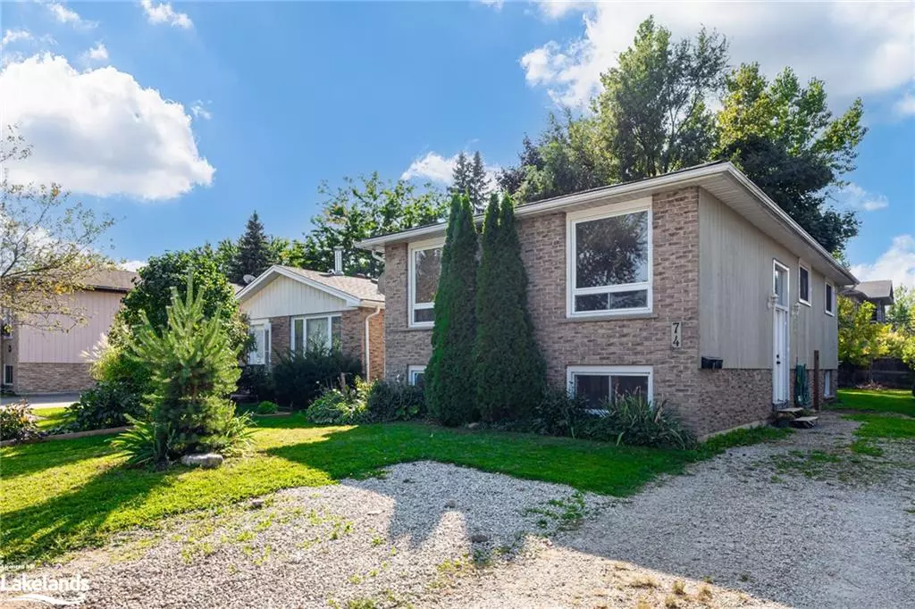 Collingwood, ON L9Y 4G1,74 Courtice Crescent