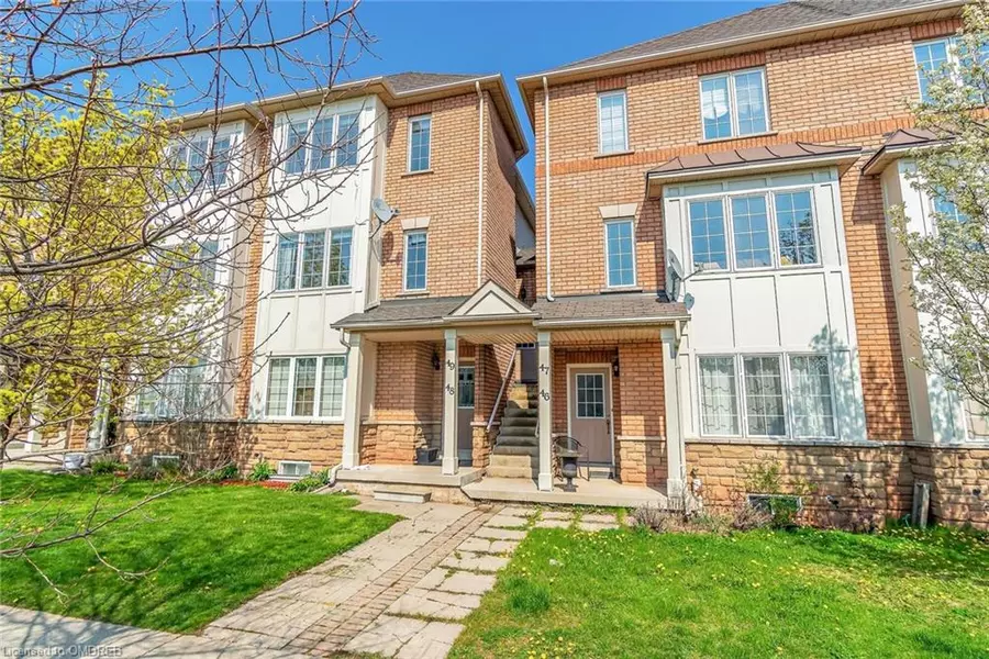 1489 Heritage Way #49, Oakville, ON L6M 4M7