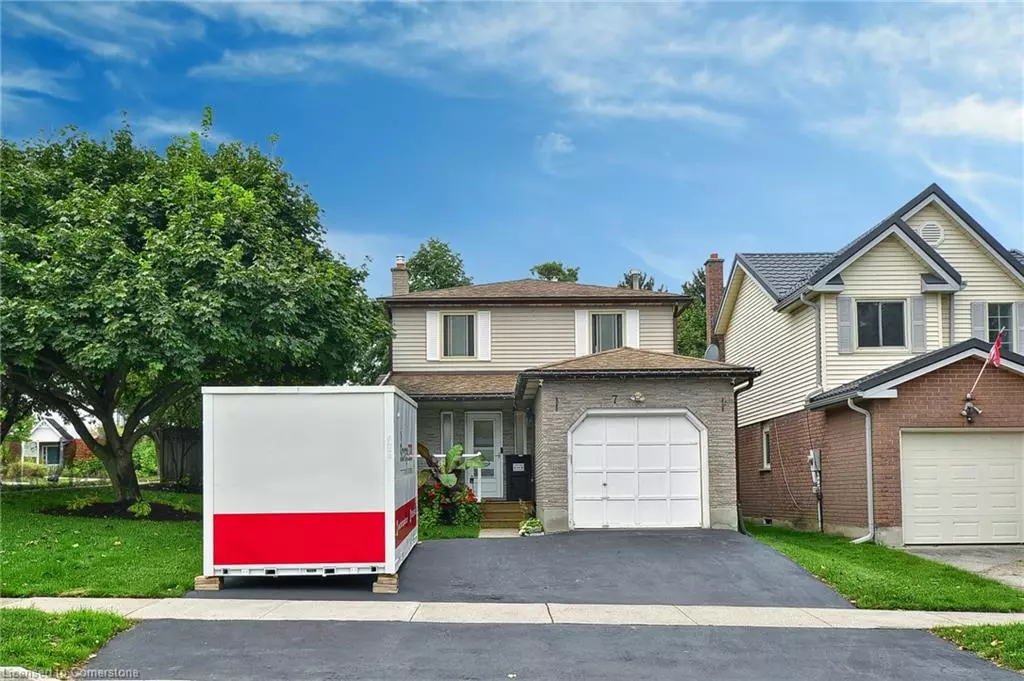 Kitchener, ON N2M 5J6,7 Wycliffe Place