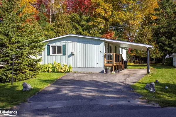 Wasaga Beach, ON L9Z 1K7,63 Georgian Glen Drive