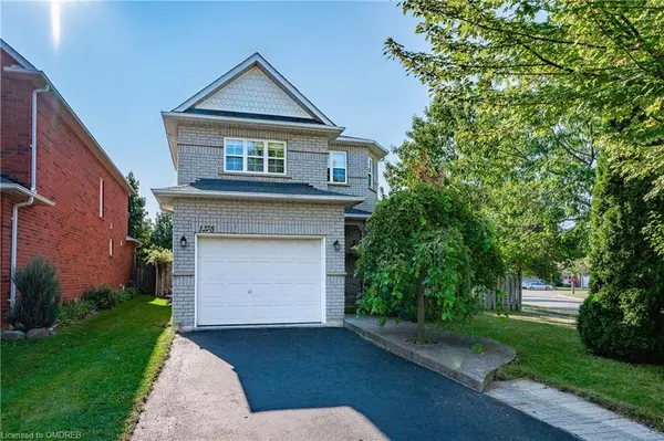 Oakville, ON L6M 3S5,1278 Brillinger Street