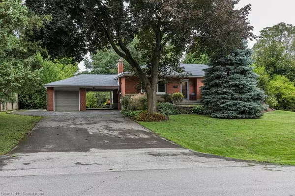 839 Mewburn Road,  Ancaster,  ON L9G 3E4