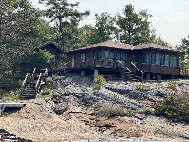 1260 Georgian Bay Island, Pointe Au Baril, ON P0G 1K0