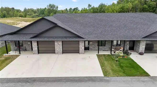 6 Palmer Marie Lane, Chesley, ON N0G 1L0