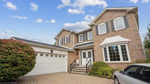 Oakville, ON L6J 6N7,524 Chillingham Crescent