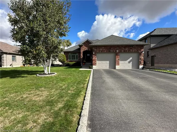 Simcoe, ON N3Y 0B2,15 Ross Avenue N