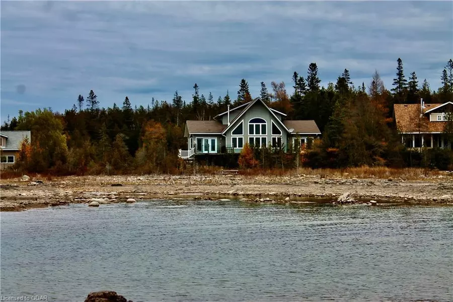 211 Eagle Road, Northern Bruce Peninsula, ON N0H 2R0