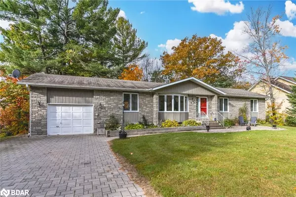 30 The Granite Bluff, Bracebridge, ON P1L 1L4