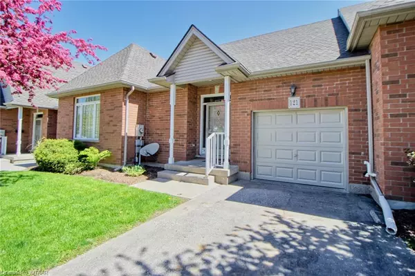 Woodstock, ON N4V 1H4,121 Ferguson Drive #15