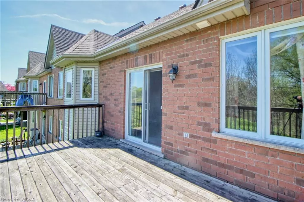 Woodstock, ON N4V 1H4,121 Ferguson Drive #15