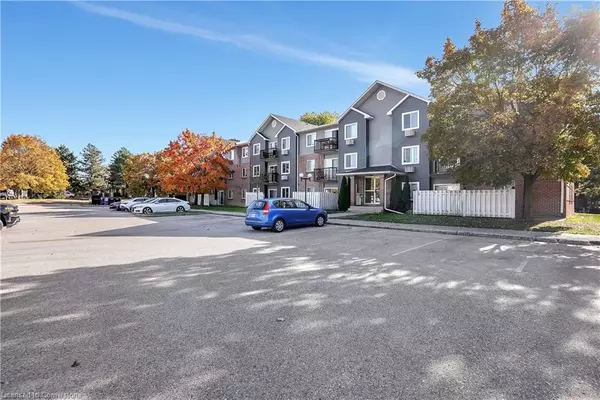 Waterloo, ON N2K 3M6,271 Eiwo Court #206