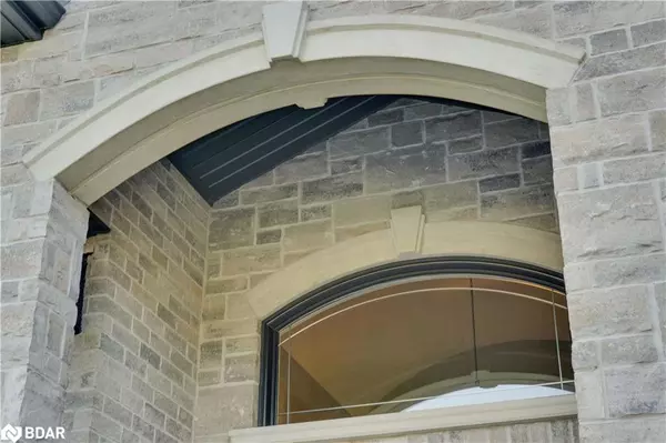 Minesing, ON L0L 1Y3,110 Mennill Drive