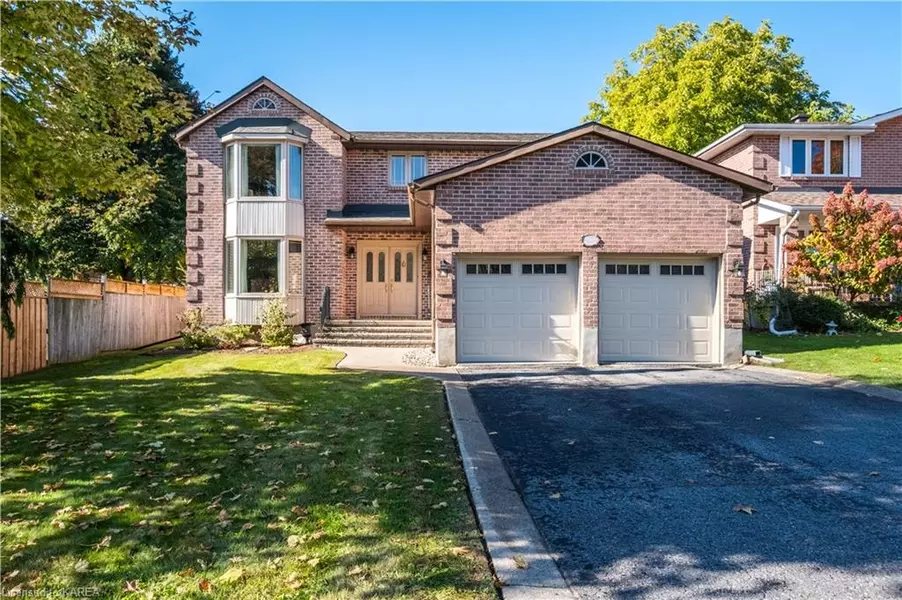 969 Mona Drive, Kingston, ON K7P 2J5