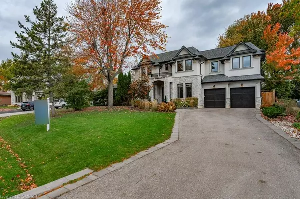 Oakville, ON L6L 2P9,1325 Sheldon Avenue