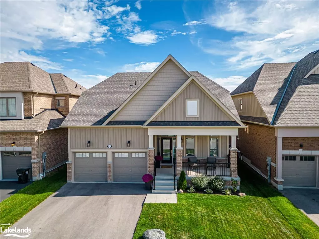 Collingwood, ON L9Y 4B6,87 Mclean Avenue