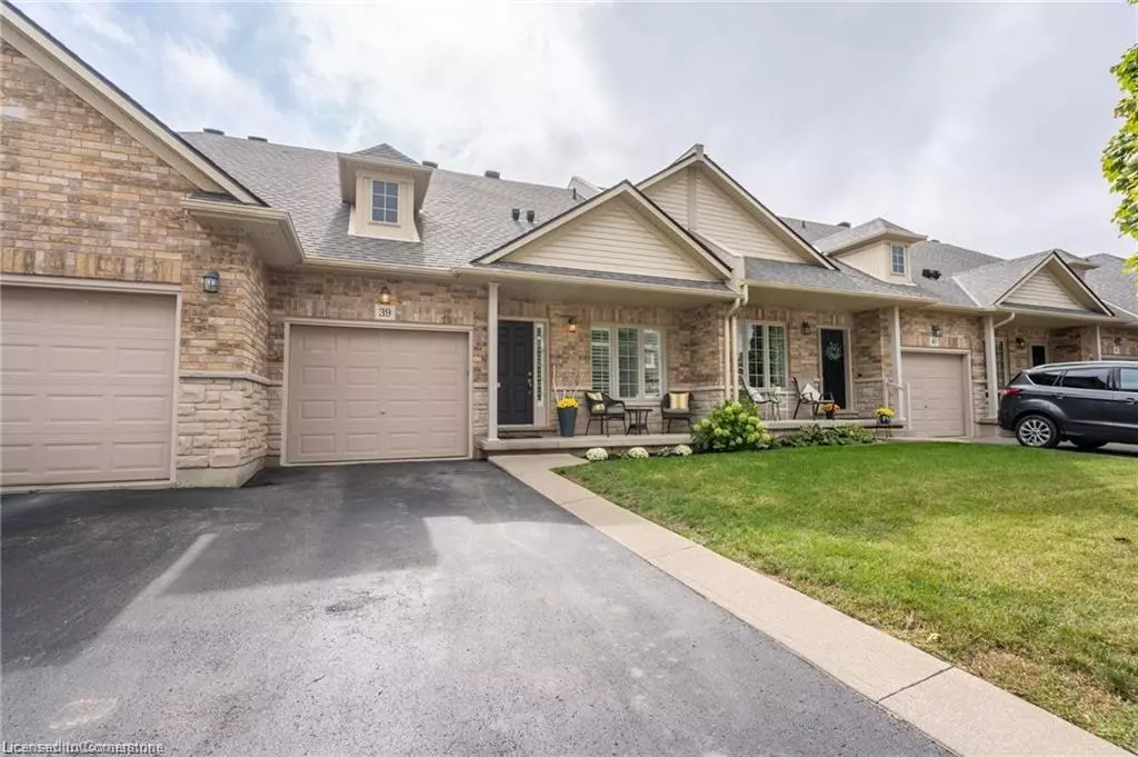 Binbrook, ON L0R 1C0,310 Southbrook Drive #39