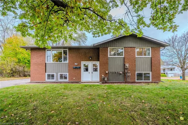 515 Brookhaven Crescent #A & B,  Waterloo,  ON N2L 4R6