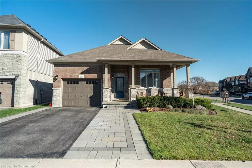 Kitchener, ON N2K 0B6,219 Falconridge Drive