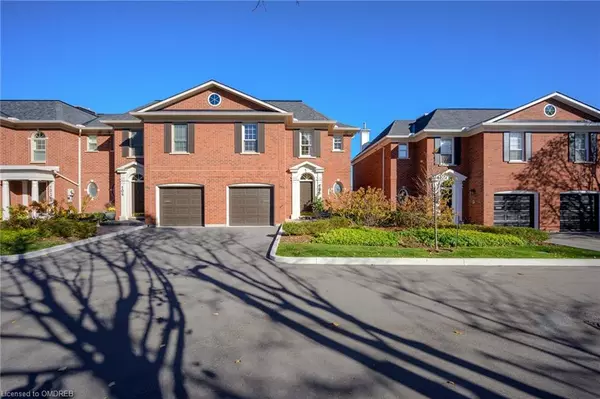 106 Fairwood Place W, Burlington, ON L7T 4B6