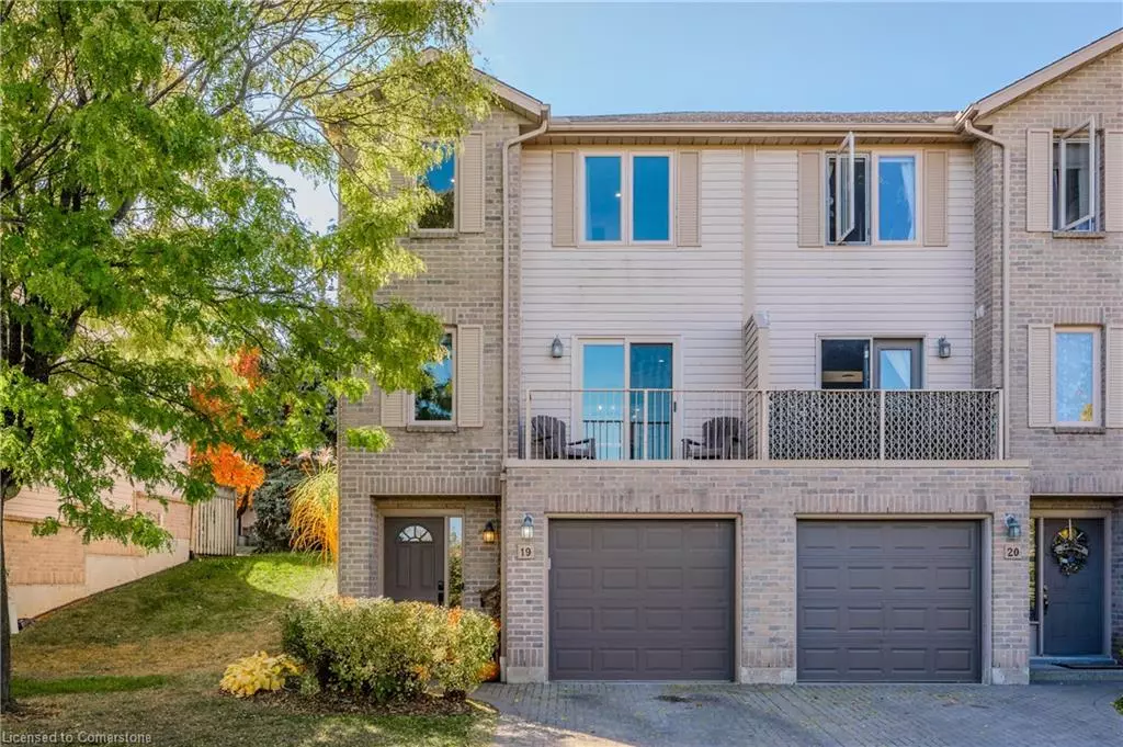 Kitchener, ON N2E 1Z4,230 Blackhorne Drive #19