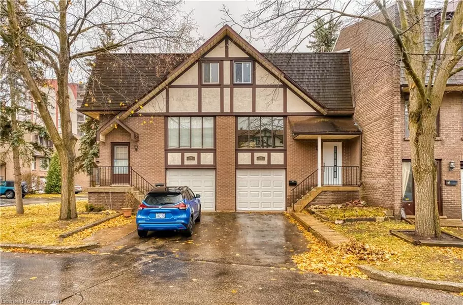 49 Cedarwoods Crescent #27, Kitchener, ON N2C 2L1