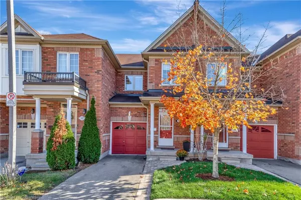 Kitchener, ON N2M 3S1,110 Highland Road E #16