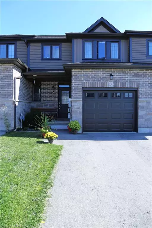 104 Links Crescent, Woodstock, ON N4T 0K7