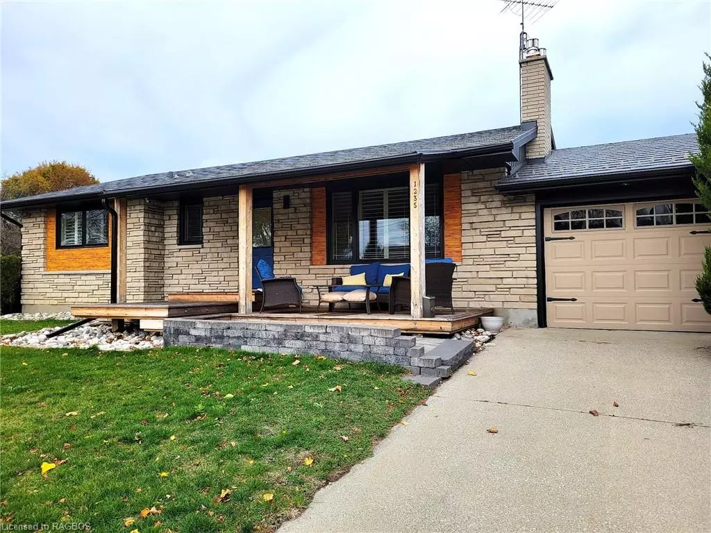 Sarnia, ON N7S 2B9,1235 Severin Drive S