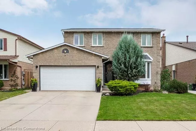 9 Bing Crescent, Stoney Creek, ON L8E 3Z4