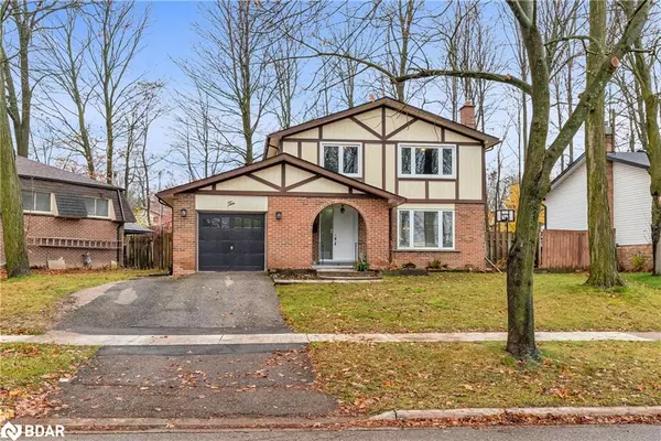 Barrie, ON L4M 4Z3,10 Birchwood Drive