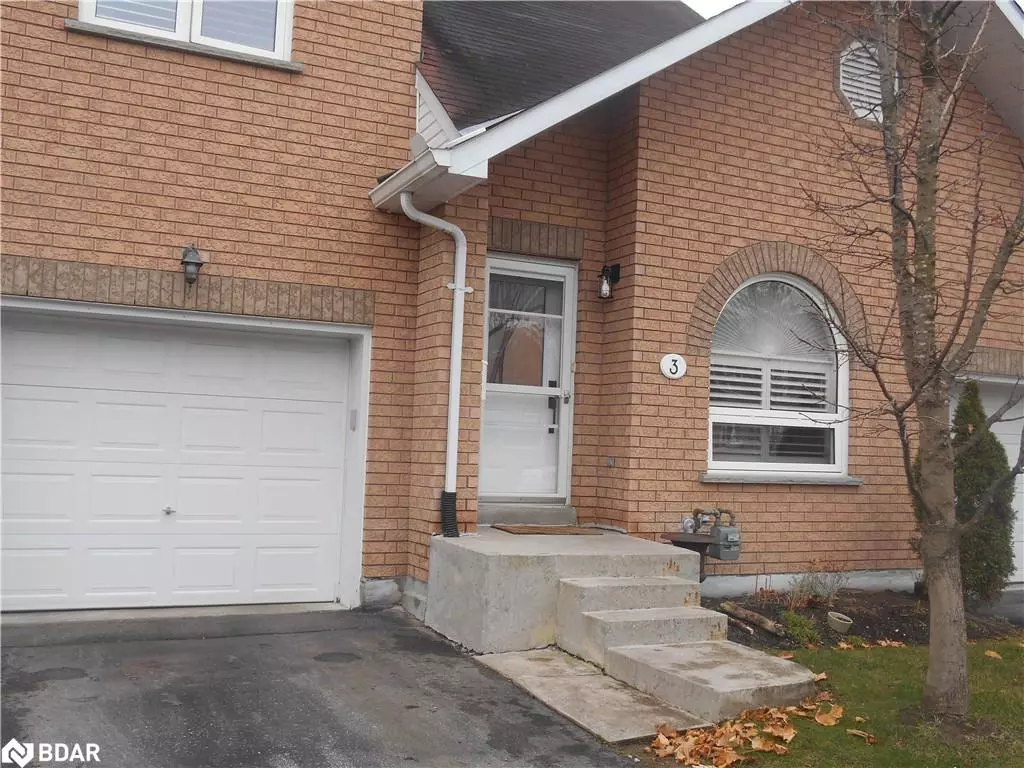 Barrie, ON L4N 2Z6,318 Little Avenue #3