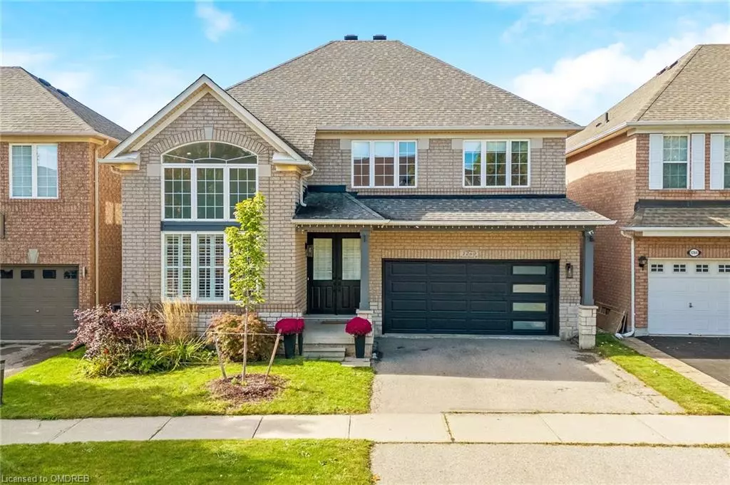 Oakville, ON L6M 4B7,1260 Pepperbush Place