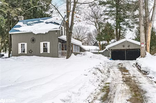 1016 Manson Lane, Gravenhurst, ON P0E 1N0