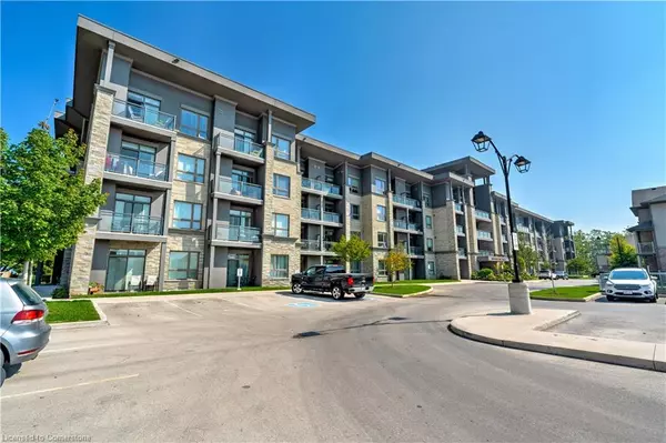 Stoney Creek, ON L8E 0J2,35 Southshore Crescent #404