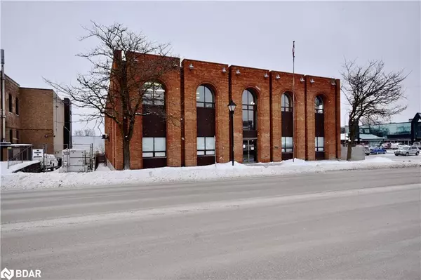 Orillia, ON L3V 1T4,31 Colborne Street E