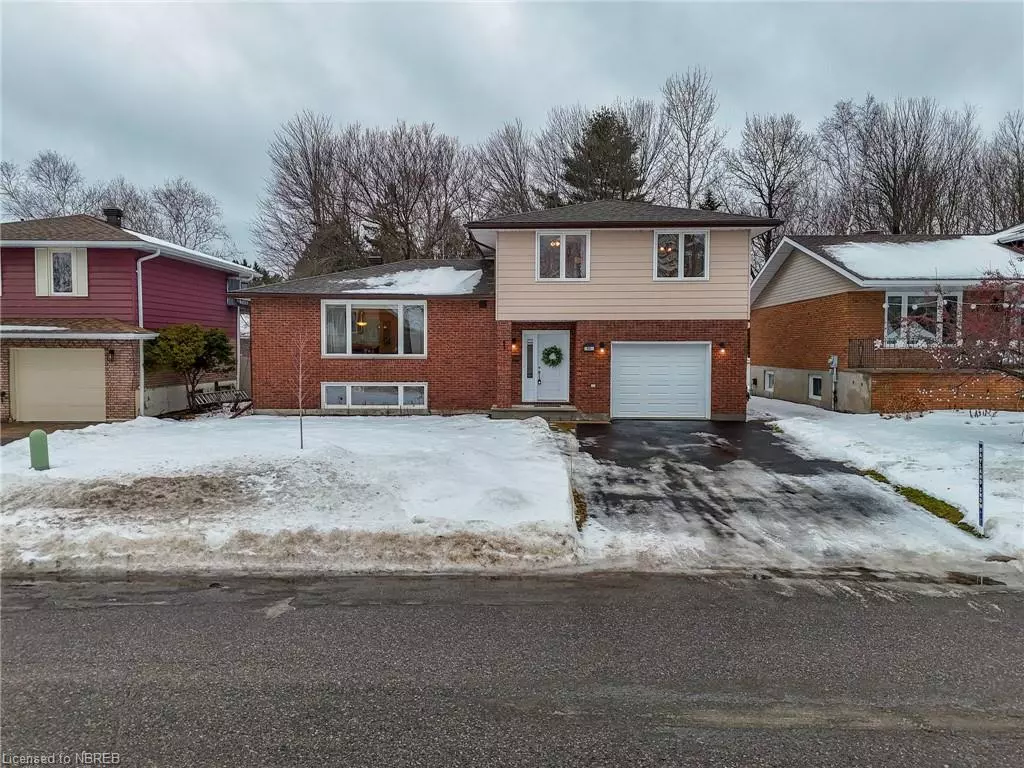 North Bay, ON P1B 8Z8,43 Eglee Avenue