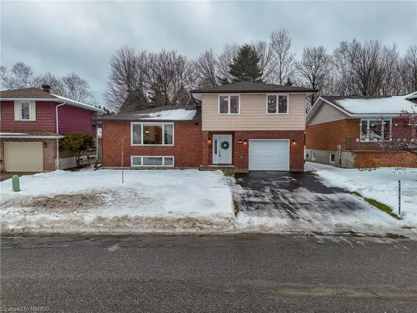 43 Eglee Avenue, North Bay, ON P1B 8Z8