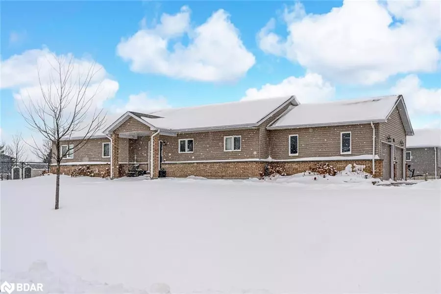 21 Keyzer Drive, Oro-medonte, ON L0K 2G0