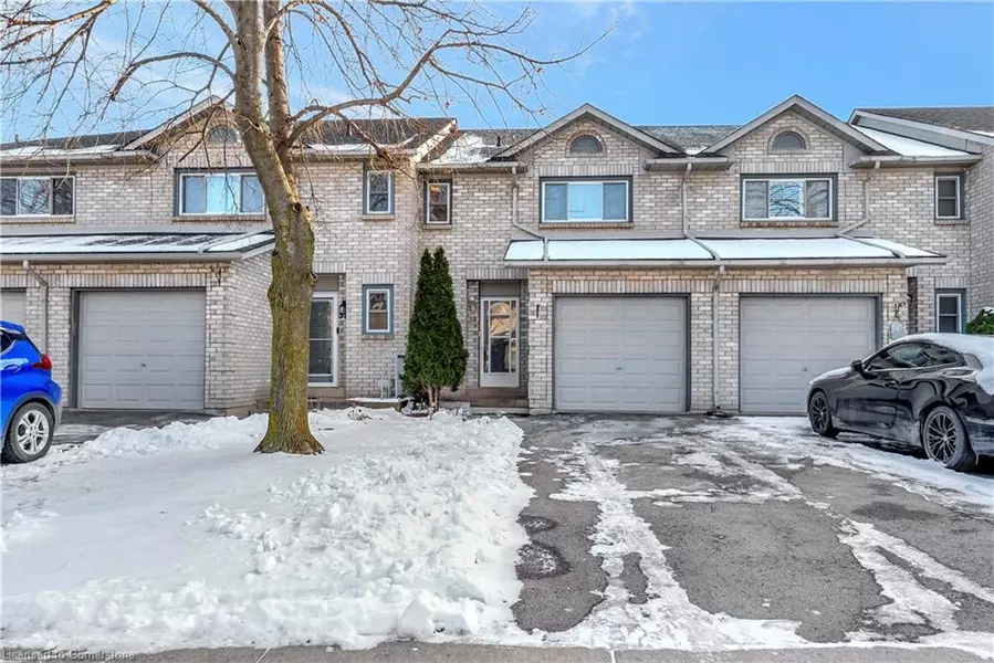 2 Royalwood Court #39, Stoney Creek, ON L8E 4Z1